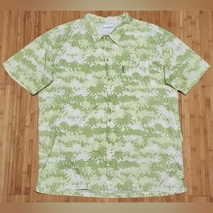 Columbia PFG Shirt Men XL Green Floral Palm Hawaiian Short Sleeve Vented Fishing